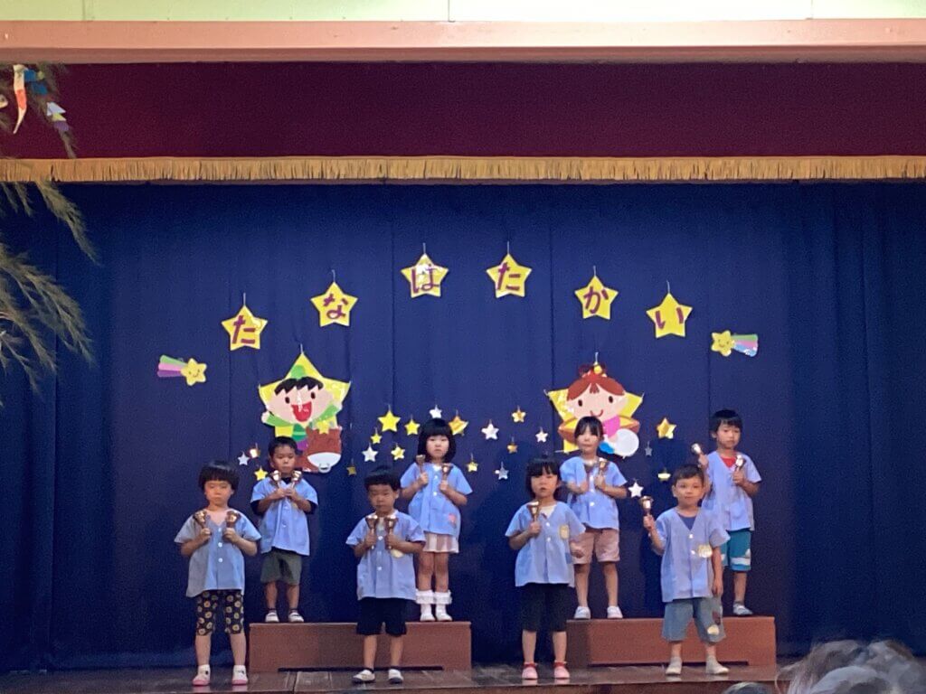 年中さんベル演奏の写真